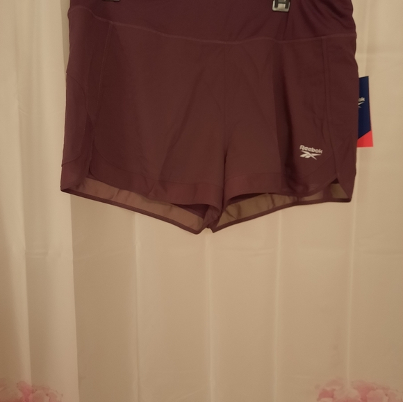 NWT Reebok women's xl shorts - Picture 2 of 7